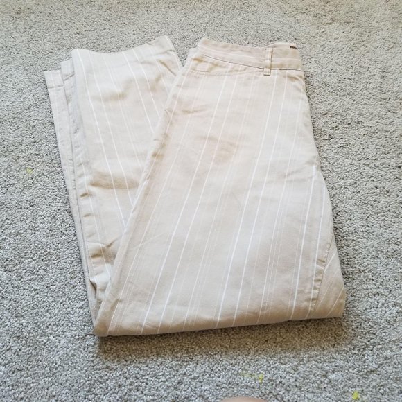 Michael Kors /  30/30 /Beige Pin Stripe Pants - Picture 2 of 3